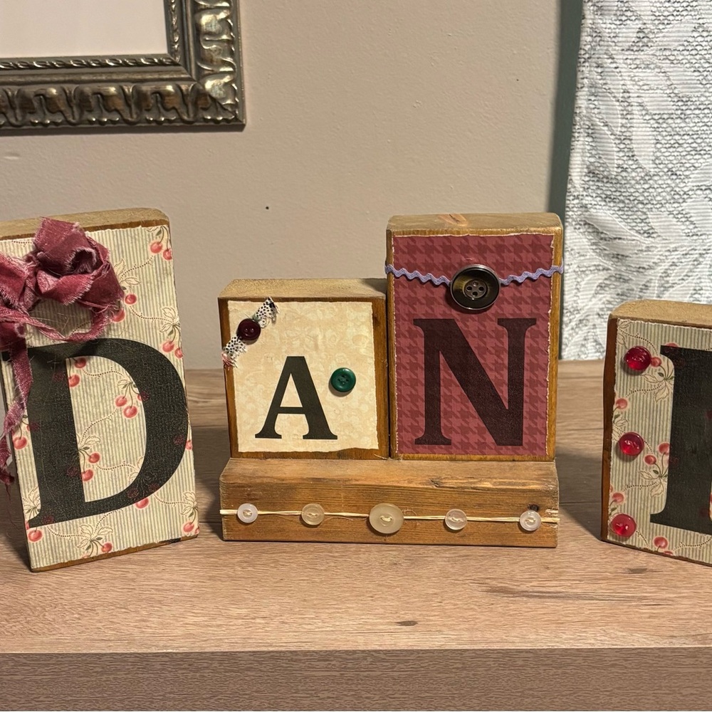 Decorative “Dani” Wooden Block Set with Letters - Multicolor